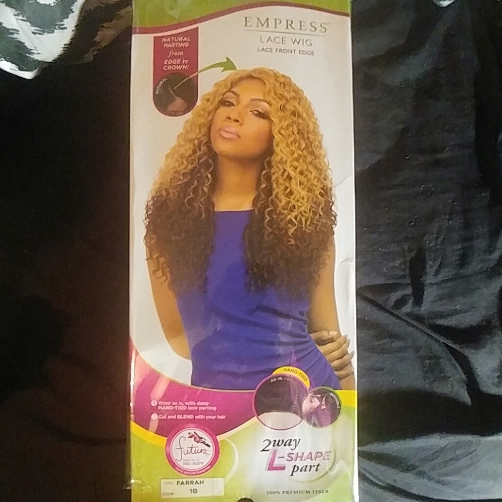 Wig. Color 1b